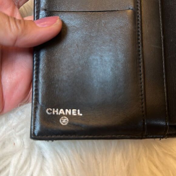 Chanel Flap Wallet - Picture 11 of 16